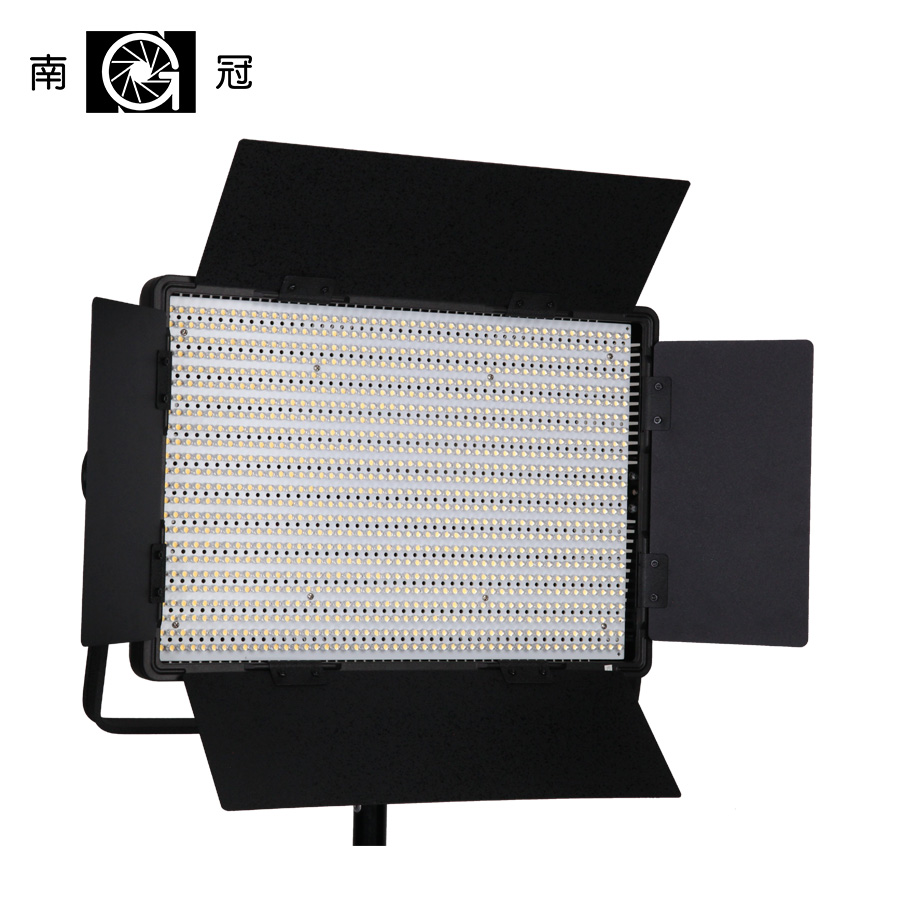 Nanguang CN-1200SA LED 5600K 1 - Video Led Light Panel incelemesi ve fiyatı